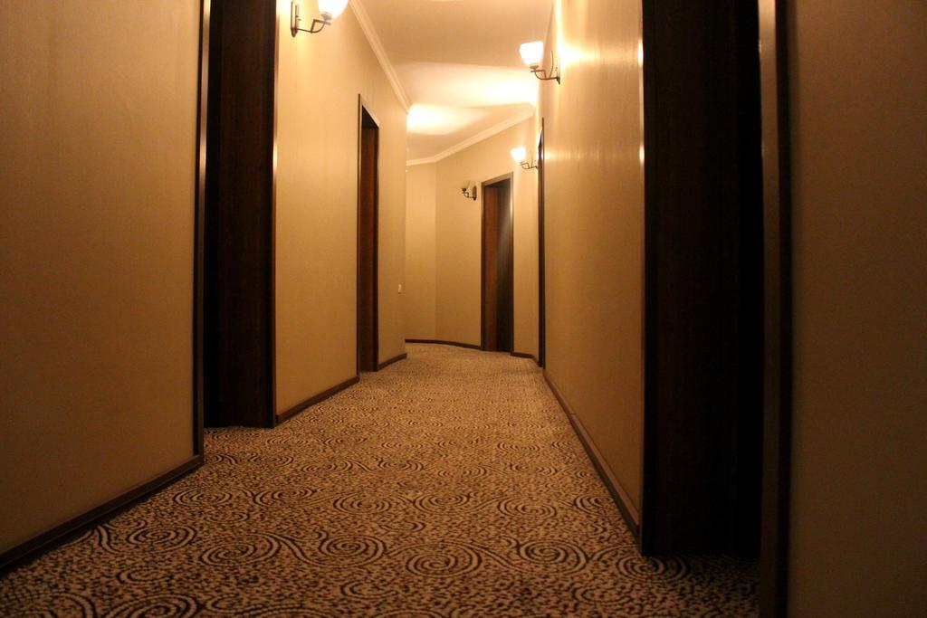 Hotel Empire Kutaisi Dış mekan fotoğraf